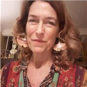 Insegnante, interprete e traduttrice esperta